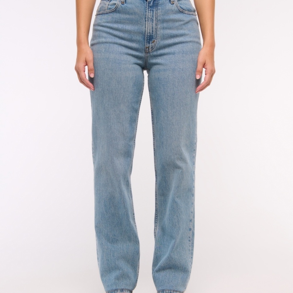 Abercrombie & Fitch curve love high rise straight leg jeans